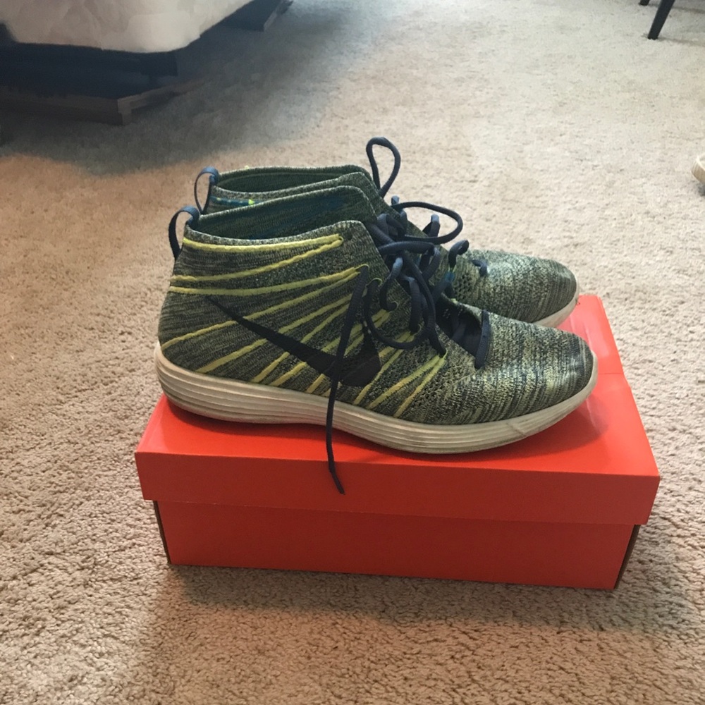 Nike Lunar Flyknit Chukka